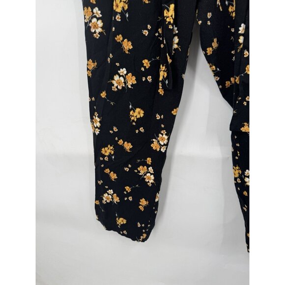 Torrid Black Floral Challis Tie Front Tapered Pant Women Plus Size 1X Cropped - Picture 10 of 11